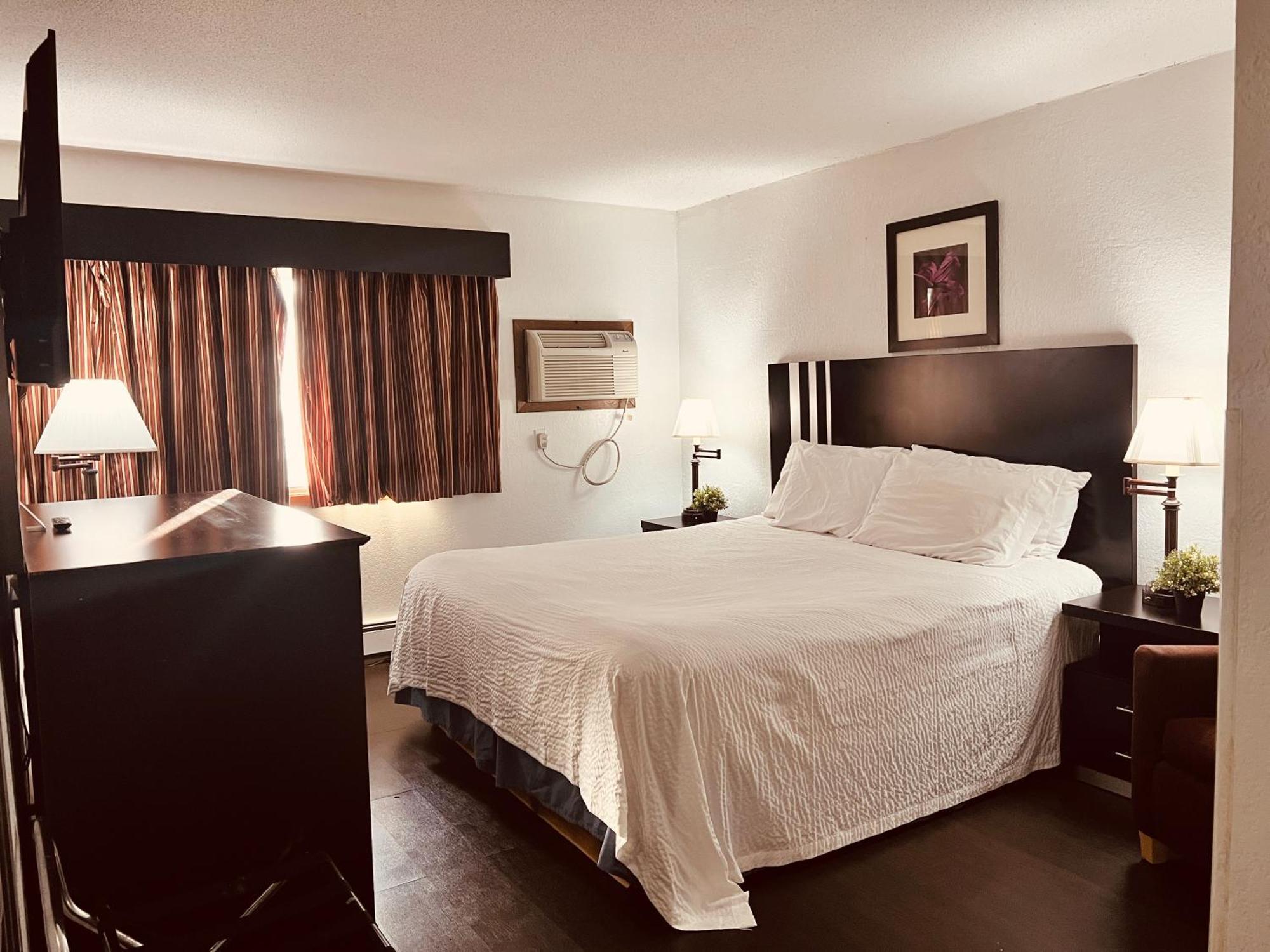 Travelodge By Wyndham Valleyfair Шакопі Екстер'єр фото
