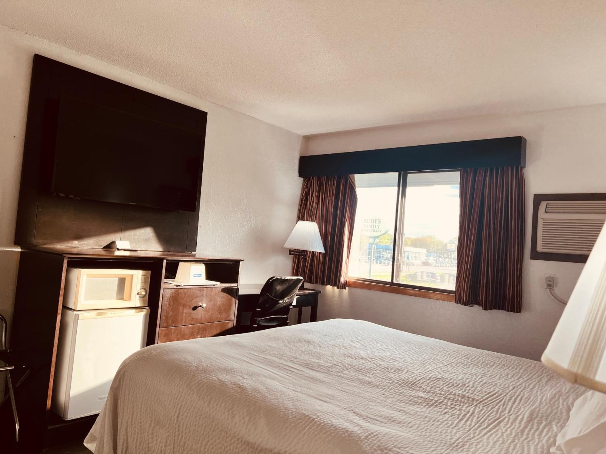 Travelodge By Wyndham Valleyfair Шакопі Екстер'єр фото