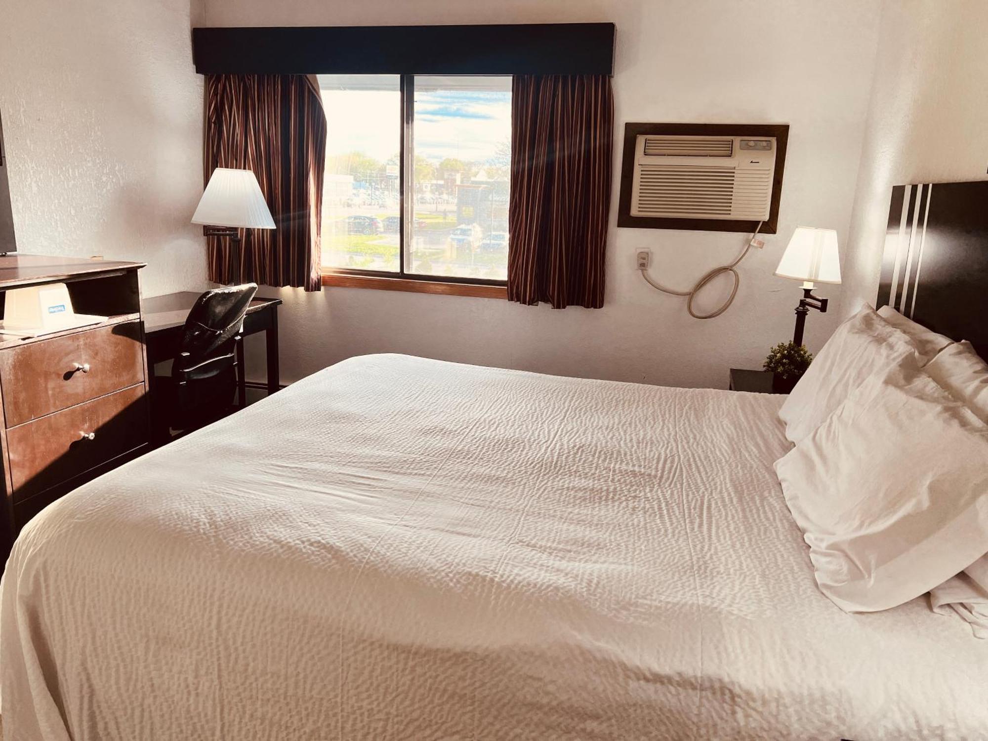 Travelodge By Wyndham Valleyfair Шакопі Екстер'єр фото
