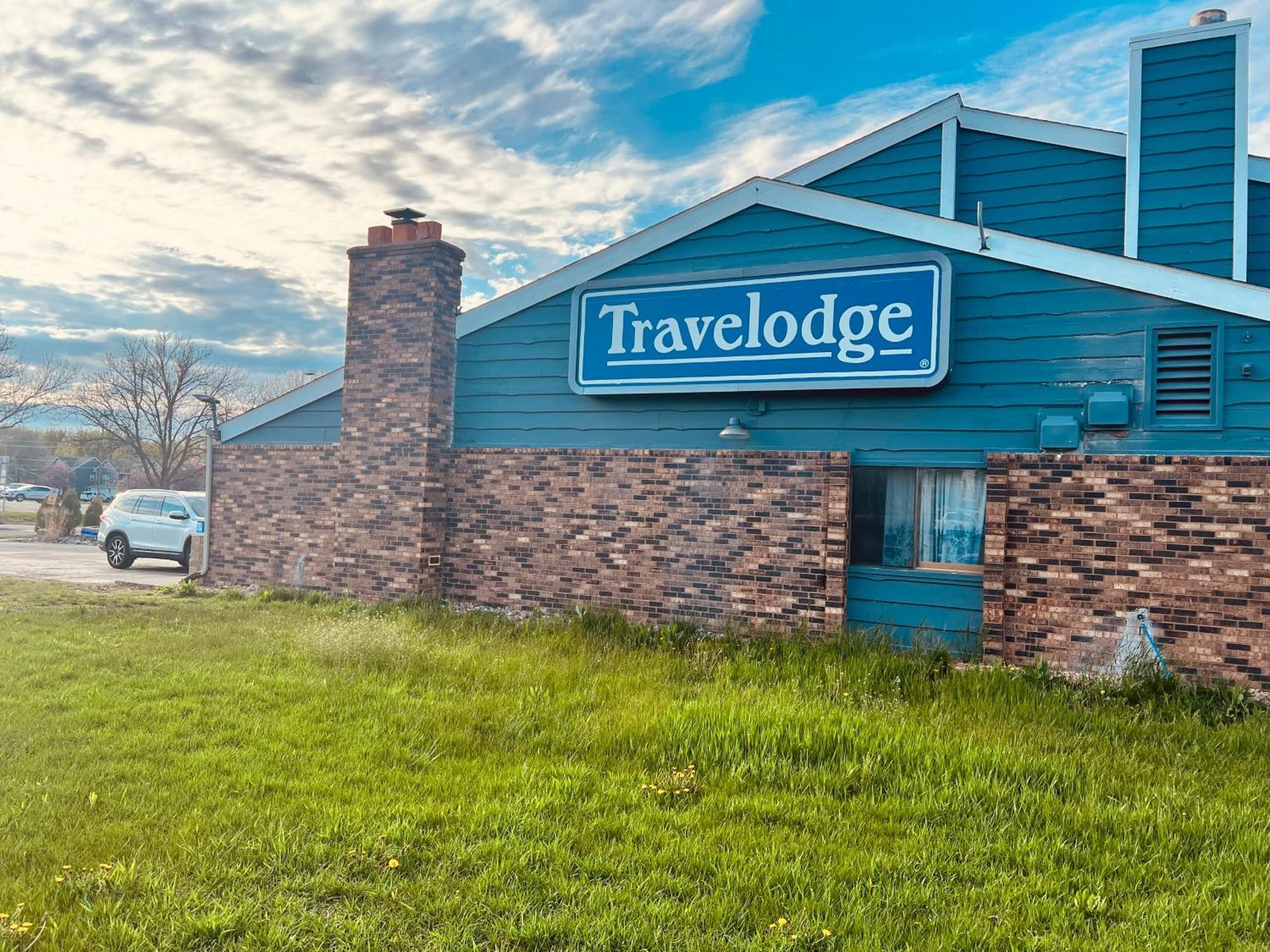 Travelodge By Wyndham Valleyfair Шакопі Екстер'єр фото